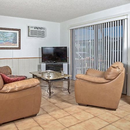 Shell On The Beach Hotel Hollywood Exterior photo