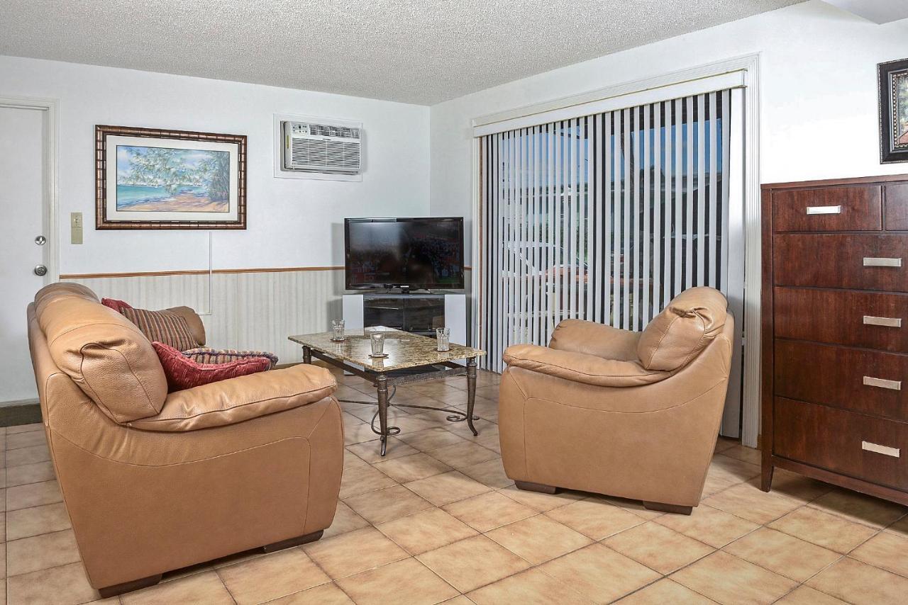 Shell On The Beach Hotel Hollywood Exterior photo